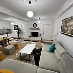 Appartement Daily Rent Center 6 *