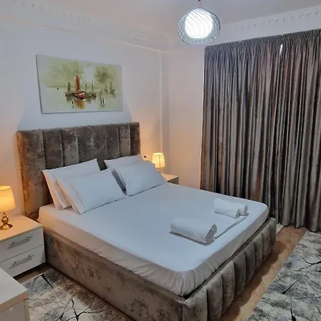 Appartamento Daily Rent Center 6 Elbasan