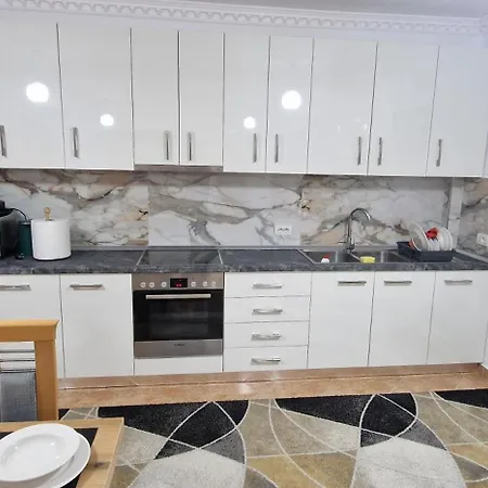 Daily Rent Center 6 * 엘바산