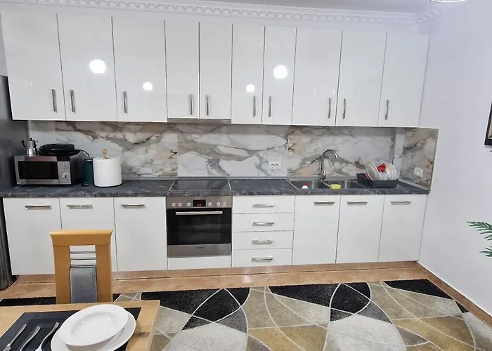 Daily Rent Center 6 * Elbasan